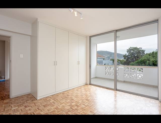 2 BEDROOM APARTMENT TO LET IN CAPE TOWN CITY CENTRE